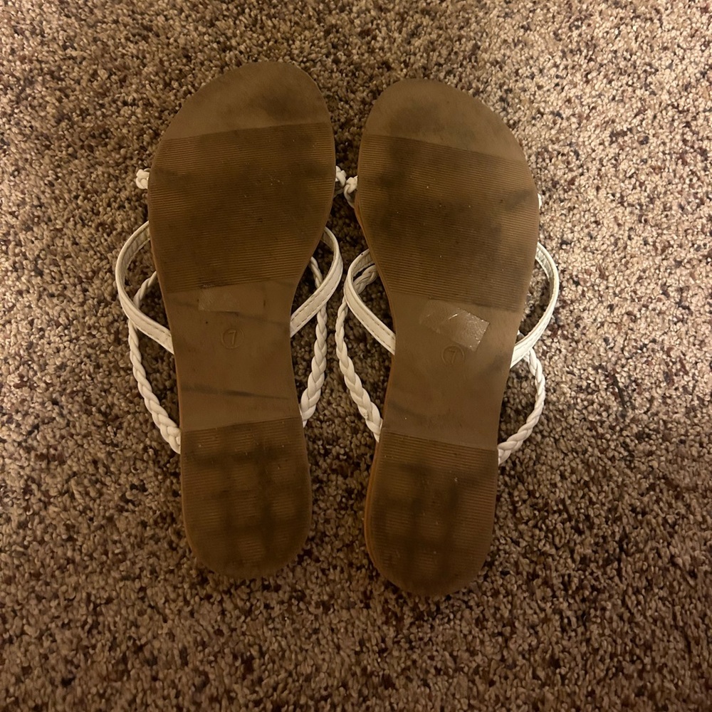 sandals - Picture 3 of 3